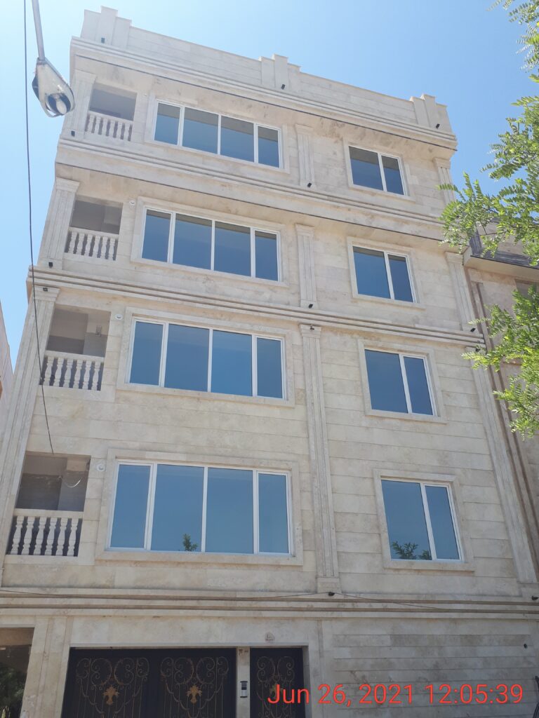 پنجره یو پی وی سی